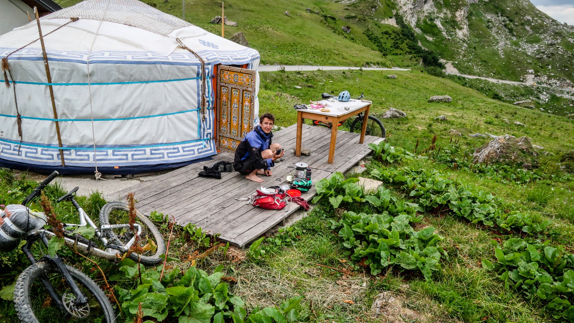 Tour du massif du Beaufortain, en bike et bivouac Tour du massif du Beaufortain, en bike et bivouac