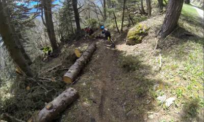 Dans le single qui descend sur Branson